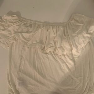 AMERICAN EAGLE soft and sexy off the shoulder top